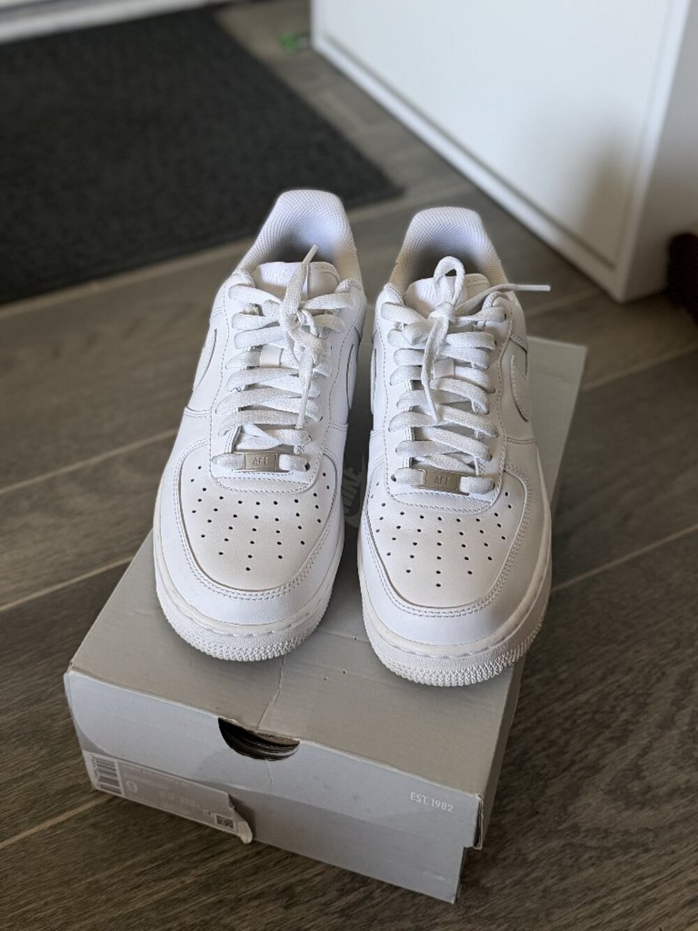 Nike Air Force 1 '07 – Women's Size 9 – Includes Original Box